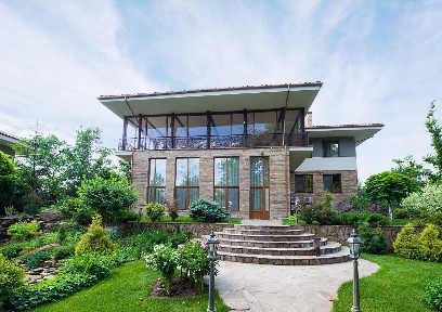 КГ Маєток. Жемчужина Италии