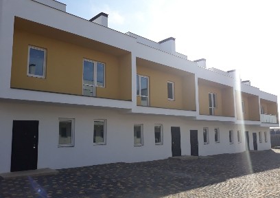 Domino Townhouse