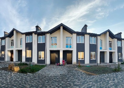 ул. Грушевского, 30, 32