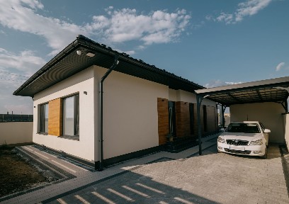 КГ HAPPY HOUSE