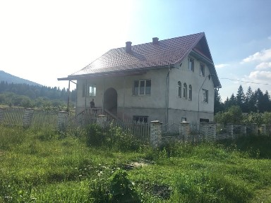 Будинок біля м. Надвірна