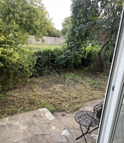 Киев, 96-я Садовая ул.