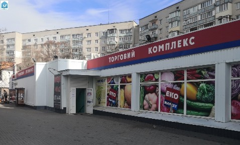 Чернігів, вул. 1-го Травня, 163, цоколь 332 м2
