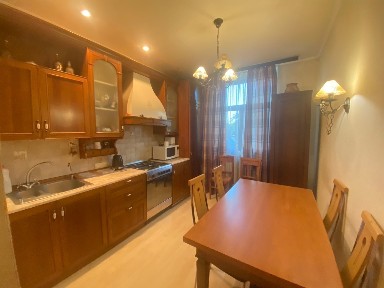 Днепр, Дмитрия Яворницкого просп., 94