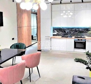 Элитная 3 к. квартира в Центре