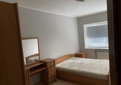 Киев, 117-я Садовая ул.