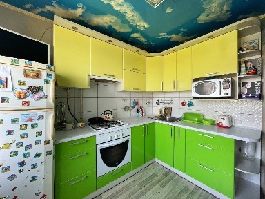 Днепр, Александра Поля просп., 42