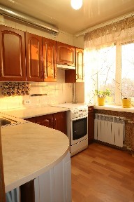 Днепр, Александра Поля просп., 135