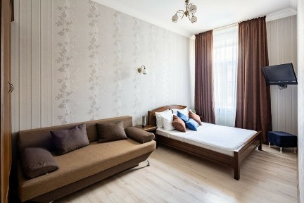 Подобово 2-к. центр, вул. Князя Романа