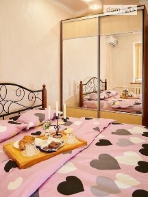 Сдам посуточно, почасово 2ком. квартиру Сумы р-н Манежа-Европорта