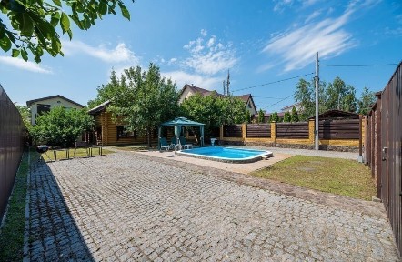 Киев, Тимирязевская ул.