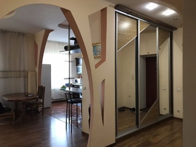 АВТОВОКЗАЛ, 12школа, 2кімн. квартира погодинно/подобово.