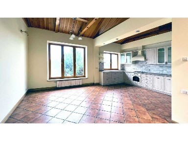 Киев, Владислава Зарембы пер.