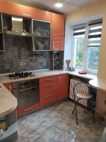 Хмельницький, КАМЯНЕЦЬКА 38