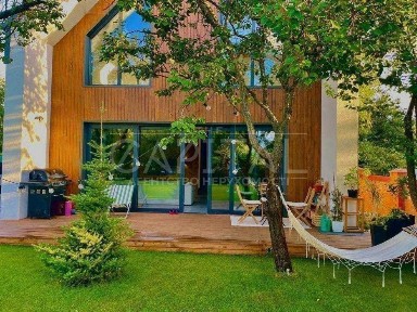 Аренда сканди дом Осокорки 185м2 бассейн, суперлокация Днепр 3км метро