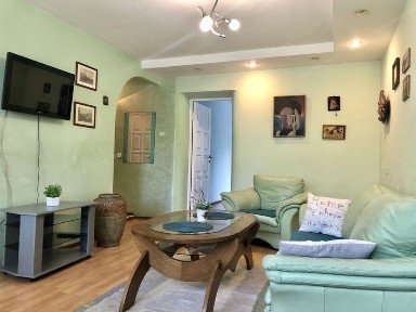 Рівне, В'ячеслава Чорновола 17