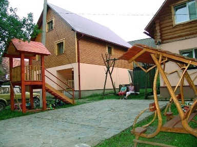 Здається будинок в Карпатах 