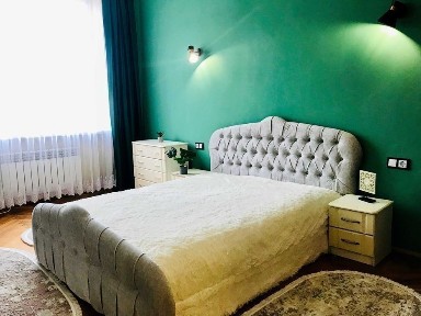 Центр! 2-х кімнатні апартаменти. Тепло! (пл. Театральна)