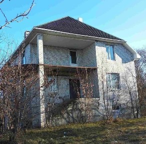 Продається дуплекс біля води в с Леськи