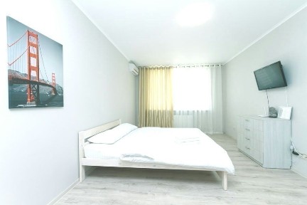 Київ, Дарницький, вулиця Олени Пчілки 6А