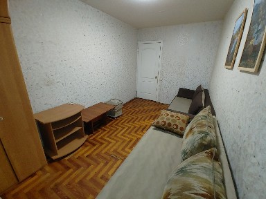 Днепр, Маршала Малиновского ул., 12