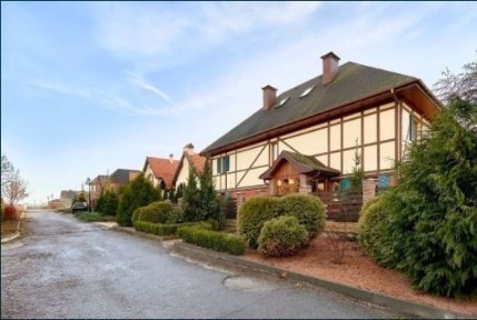 Долгосрочная аренда дома, от посредника на Бобрица 12