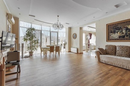 Продажа квартиры. Паркинг подземный. Хозяин. Без комиссии! Новострой.