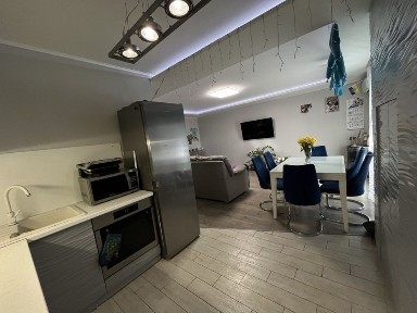 Продам квартиру 6-ти комнатную