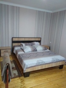 В центрі міста подобова оренда квартири.