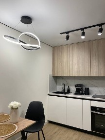 Light 2-кімнатна стильна квартира вул. Київська новий мкрн, подобово