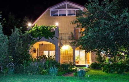 Аренда Дома посуточно, Чан, Дом с баней, бассейн, снять Дом, беседку.