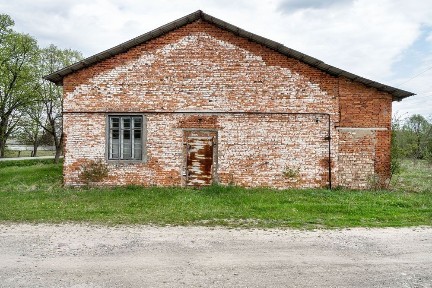 Оренда-продаж- обмін приміщення біля Коломиї.