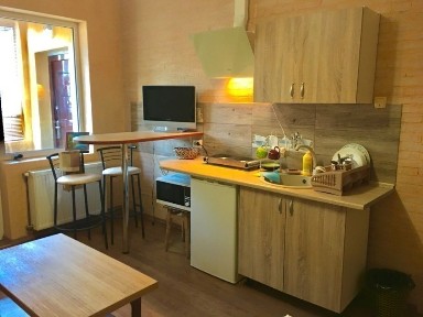 Квартира-студіо у Франківському районі. Парковка.