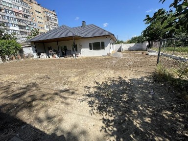 РОЗСТРОЧКА Будинок провулок Парусний 4а СОЛЯНІ