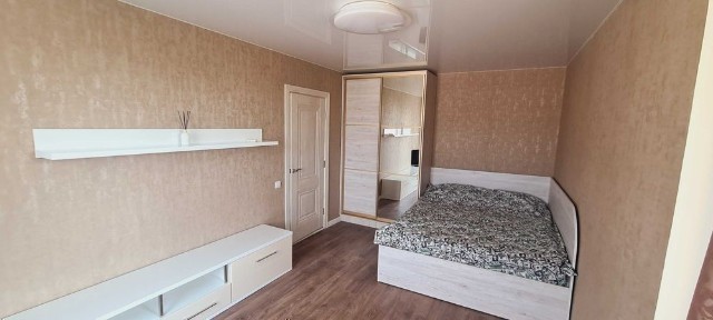 Подобово здається Нова 2-кімн. квартира, Центр. Гоголя 290.