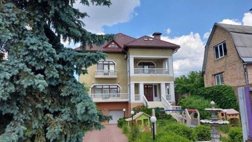 Оренда будинку 725 м², Деміївський пров.