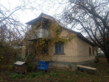 Тихий та затишний будинок