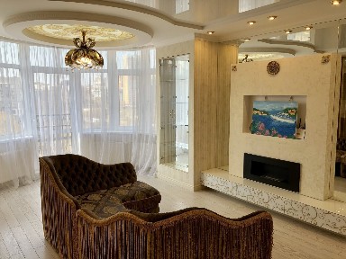 Киев, Вячеслава Черновола ул., 27