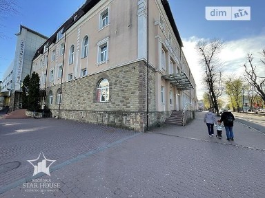 Здається комерційне приміщення на вул. Героїв Маріуполя 5, площа 700 кв. м