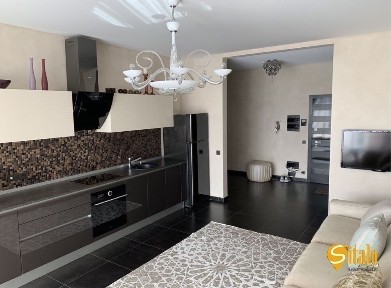 Киев, Днепровская наб., 14