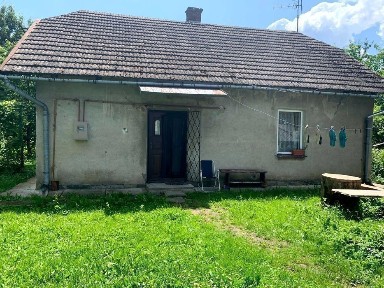 Продається житловий будинок біля м. Стрий (12км), с. Комарів