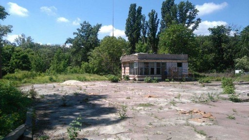 здам в оренду заасфальтовану площадку