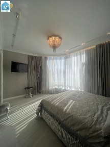 Продажа 3-комнатной квартиры 91 м², Итальянский бул., 1а