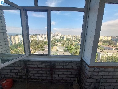 Продам 3х-квартиру 10 мкрн Левый берег