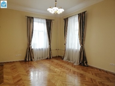 Продажа 3-комнатной квартиры 87 м², Институтская ул.