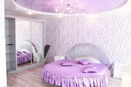 1 кімнатна люкс -студія в центрі.