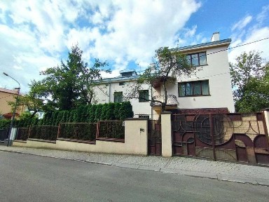 Продаж 5 кім. квартири в клубному будинку в мальовничому куточку Львова