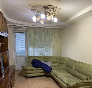 Продается 3 комнатная квартира. Район Артема. Чудо маркет