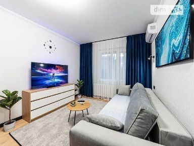 1к квартира подобово. Вільно!