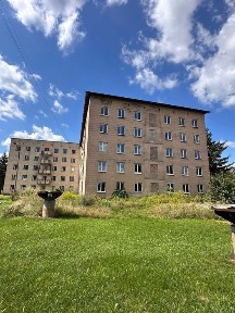 Продаж багатоквартирного будинку в Золотоноші